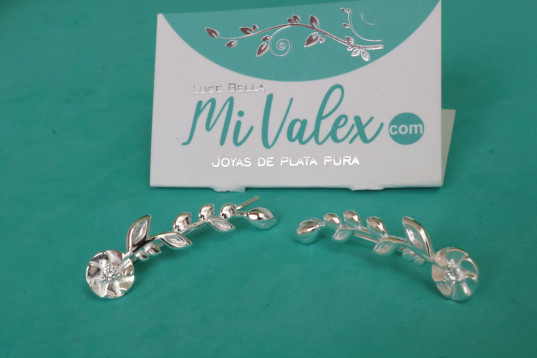 A469 Arete Trepadora Floral