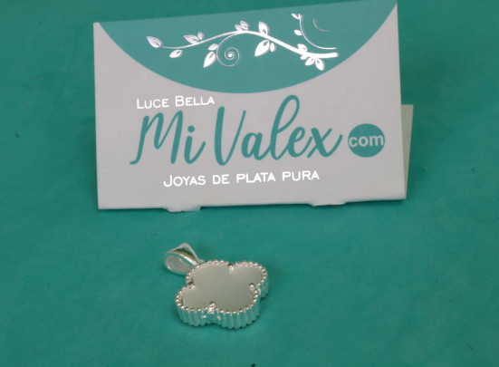 Di198 Dije Trébol Aperlado