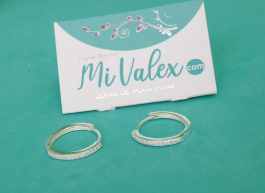 Jo295 Huggies Piedritas Blancas 1