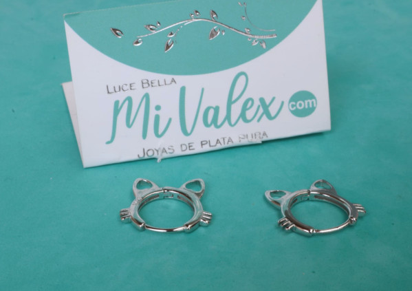 Jo321 Huggies Gatito