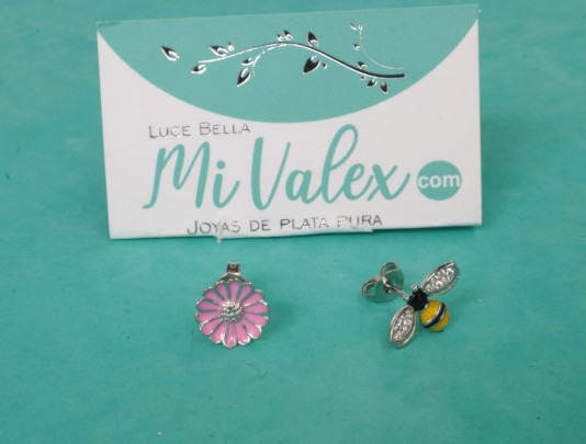 A514 Arete Flor Abeja