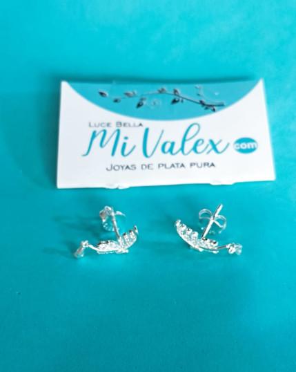 A547 Arete Piedritas Pluma