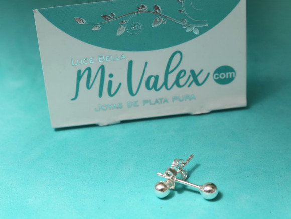A564 Arete Bolita Plata Lisa