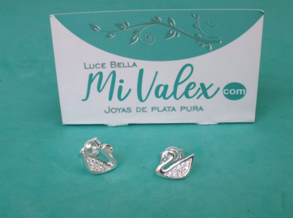 A584 Arete Cisne