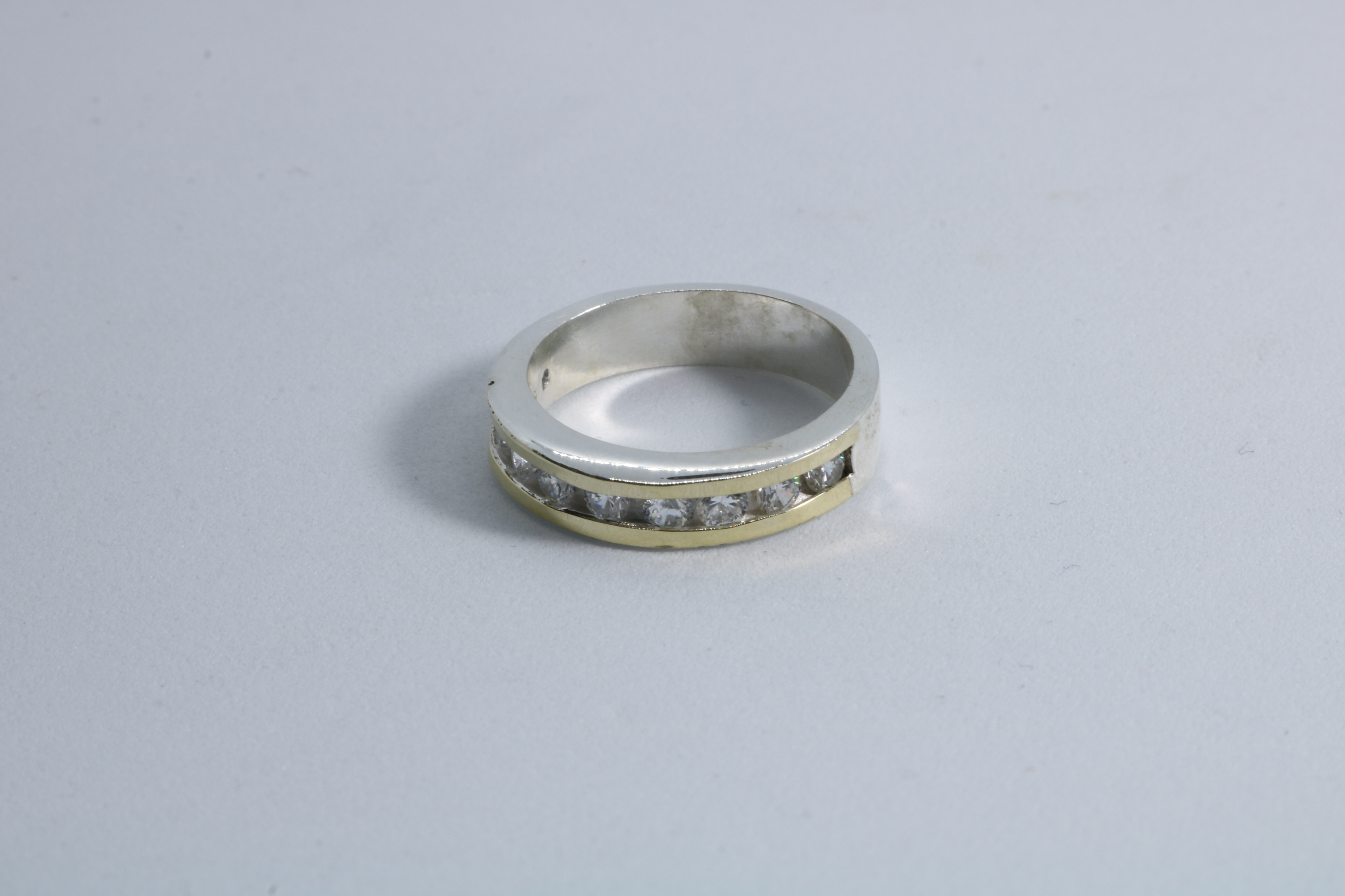 05a01 Anillo Filos de Oro