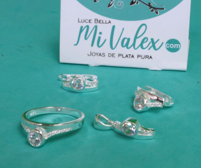 Ju148 Juego Piedras Blancas Tres Piezas