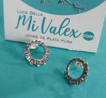 A391 Aretes Círculo Piedritas