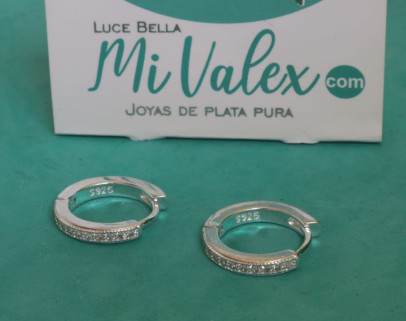 Jo285 Huggies Piedritas Blancas