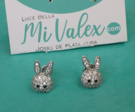 A478 Arete Corazón Piedritas