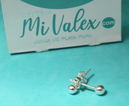 A564 Arete Bolita Plata Lisa