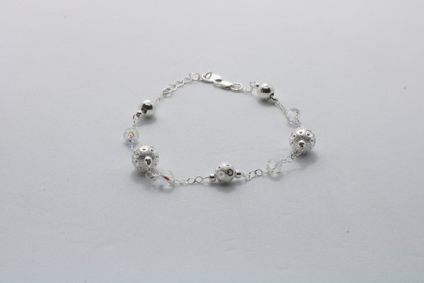 10a27 Pulsera Bolitas y Cristales